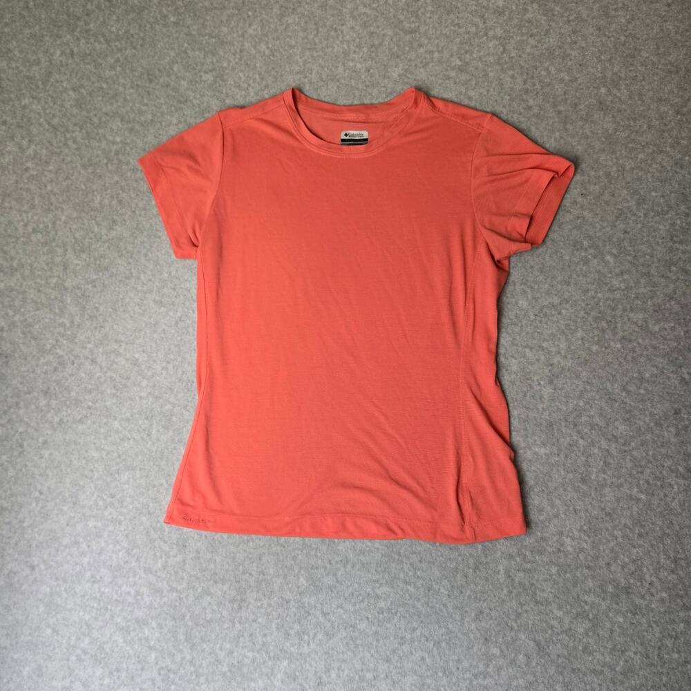 Columbia Titanium Women's Coral Pink Short Sleeve T-Shirt - Size M